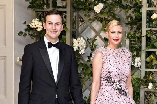 Ái nữ của Tổng thống Donald Trump mặc ngày càng nữ tính