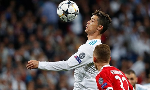 Ronaldo độc chiếm thêm một kỷ lục, MU nổ “bom tấn” 88 triệu bảng