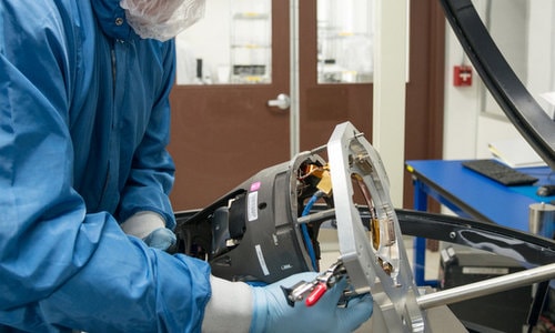 Nga đã thu gì từ tên lửa xịt Mỹ phóng vào Syria?