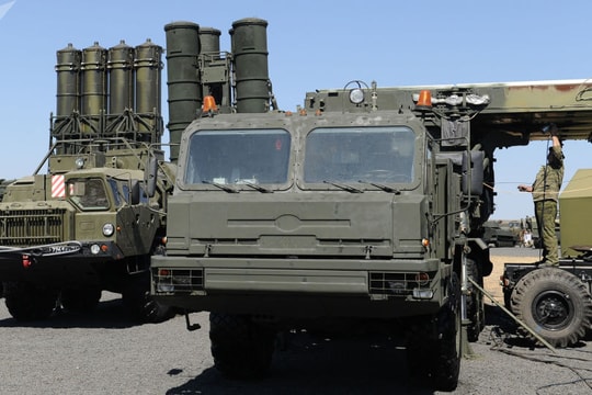 Khi Nga triển khai S-400 ở Crưm