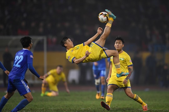 Sông Lam Nghệ An: Phía trước là giông bão!