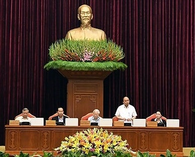 Ngày làm việc thứ 2: Trung ương thảo luận Đề án về công tác cán bộ