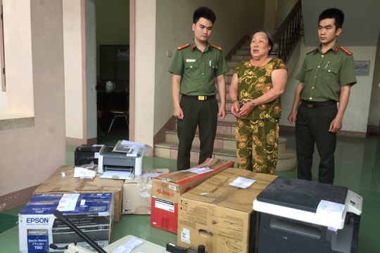  Công an Nghệ An triệt phá đường dây làm phôi bằng, con dấu giả quy mô lớn  ​