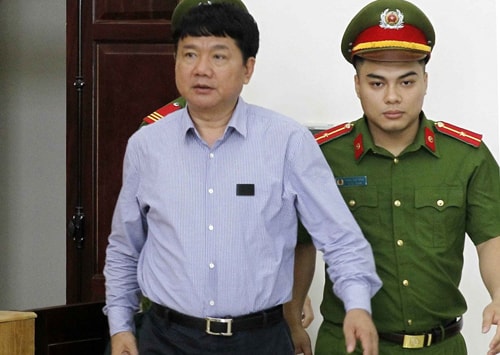 Ông Đinh La Thăng khai PVN được chỉ định thầu