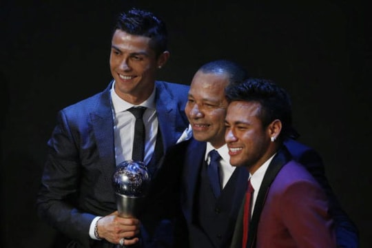 Rooney sang Mỹ hưởng lương “siêu khủng”, Real ký Neymar với giá điên rồ?