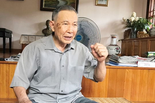 “Hỏi dân để biết đồng chí nào… chưa bị lộ”