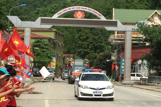  Đón 98 hài cốt liệt sỹ hy sinh tại Lào về với quê hương 