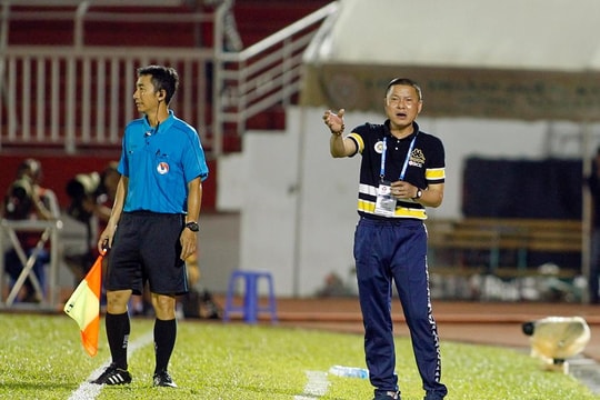 Hoàng Anh Gia Lai - CLB Hà Nội: Cả giận mất khôn