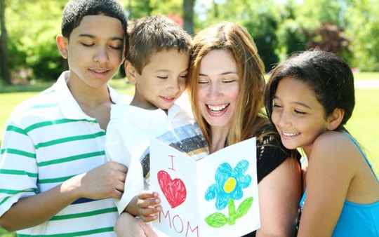 Người Mỹ chi 23 tỷ USD cho Ngày của Mẹ? 