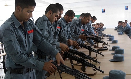 Súng trường do Mỹ cấp không đáng tin cậy bằng vũ khí Nga?