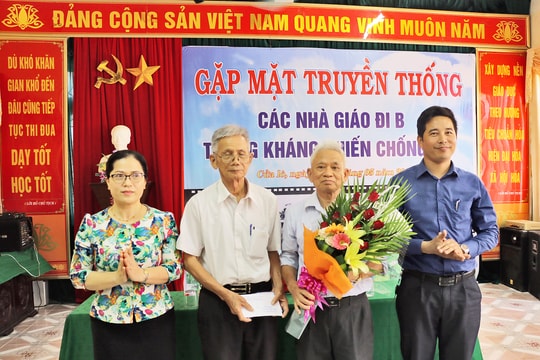 Gặp mặt truyền thống các nhà giáo đi B trong Kháng chiến chống Mỹ