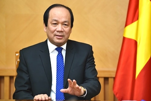 "Không thể chấp nhận du khách mặc áo đường lưỡi bò"