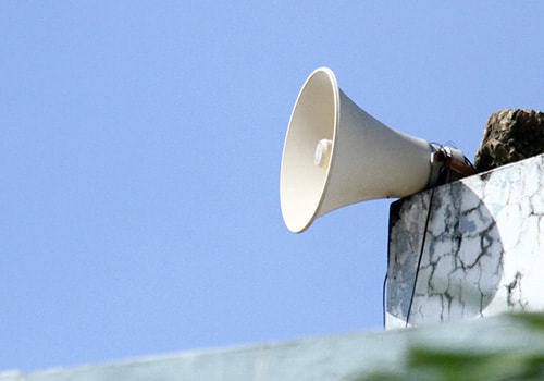 Đài truyền thanh xã ở Hà Tĩnh bị chèn tiếng nước ngoài