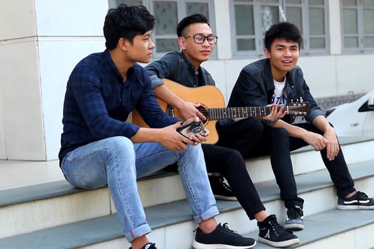 Ba chàng sinh viên người Nghệ gây “sốt” với bản cover “Cô gái Nghệ An - M52” 