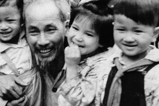 Hình ảnh Bác Hồ trong lòng người dân nước Nga