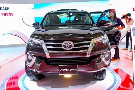 Toyota Fortuner 2017 dự kiến về Việt Nam vào tháng 6 tới