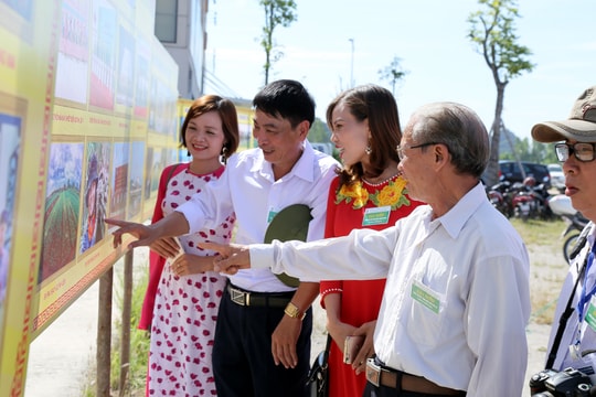 128 tác phẩm tham gia triển lãm ảnh “Hoàng Mai hội nhập và phát triển”