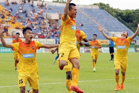 Mãn nhãn với 5 bàn thắng đẹp nhất vòng 8 V.League 2018