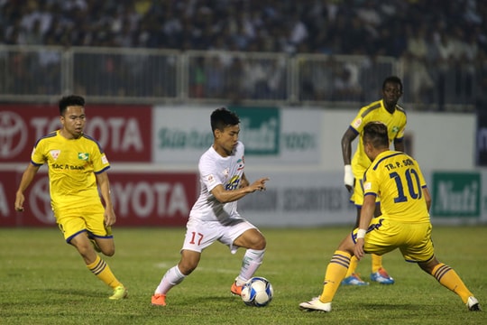 HAGL - SLNA: Khách lại gieo sầu cho chủ?