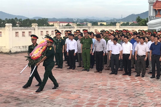 Nghĩa Đàn: Tổ chức lễ báo công 10 năm một chặng đường phát triển
