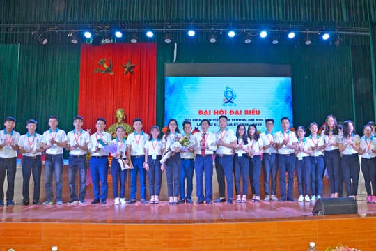 Đại hội Hội Sinh viên Trường ĐH Vinh: 27 sinh viên tham gia BCH khóa mới