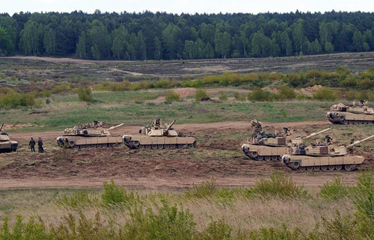 Ba Lan sẵn sàng chi hàng tỷ đô mời Mỹ mở căn cứ để “nắn gân” Nga