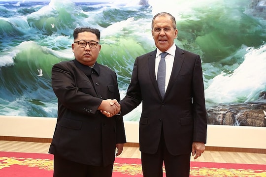 Kim Jong-un tiếp Ngoại trưởng Nga Sergey Lavrov tại Bình Nhưỡng