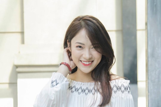 MC VTV nói 7 thứ tiếng “bắn rap” tiếng Anh khi cover “Bùa yêu“