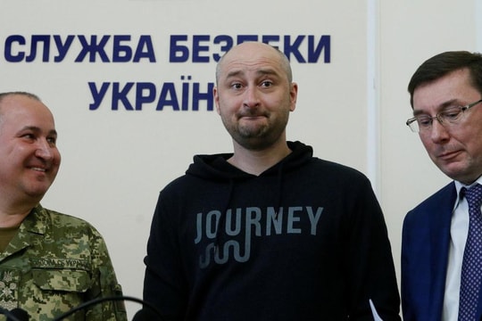 Trở về từ cõi chết hay chiến dịch cờ giả?