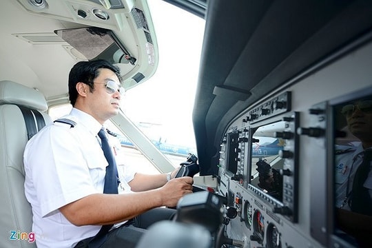 Hàng loạt phi công Vietnam Airlines lại xin nghỉ việc, gửi đơn cầu cứu