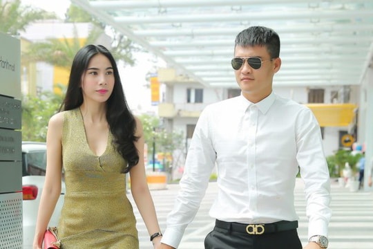 Công Vinh giải thích lý do không đề cập đến chuyện tình yêu trong cuốn tự truyện