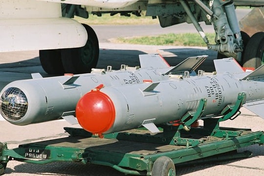 Bí mật loại bom đang đánh khủng bố tại Syria