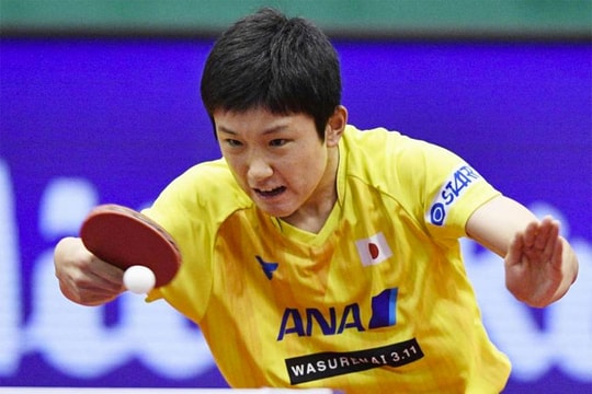 Thần đồng bóng bàn 14 tuổi thắng nhà vô địch thế giới người Trung Quốc