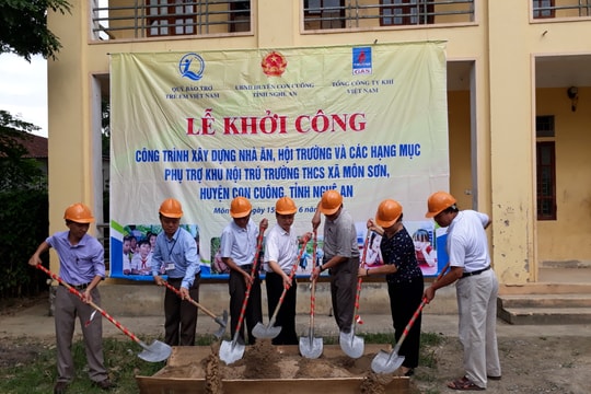 Đầu tư 2 tỷ đồng xây nhà ăn, hội trường cho ngôi trường vùng khó