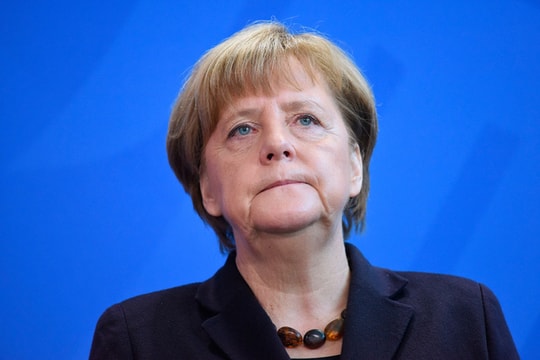 Bà Merkel có nguy cơ mất chức vì khủng hoảng nhập cư