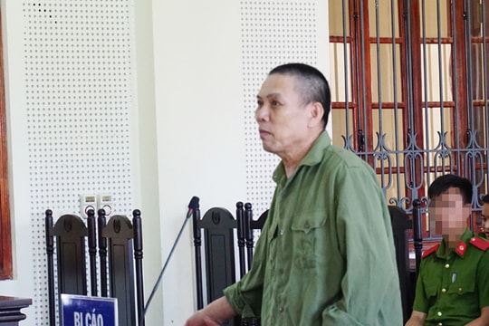 Y án kẻ chém công an viên 