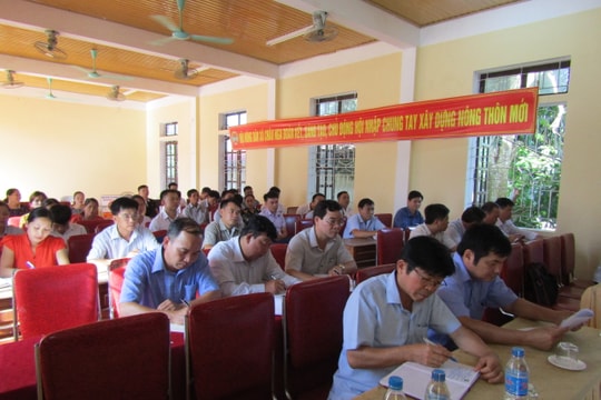 Cử tri phản ánh việc cấp phát tiêm phòng thuốc tụ huyết trùng còn chậm