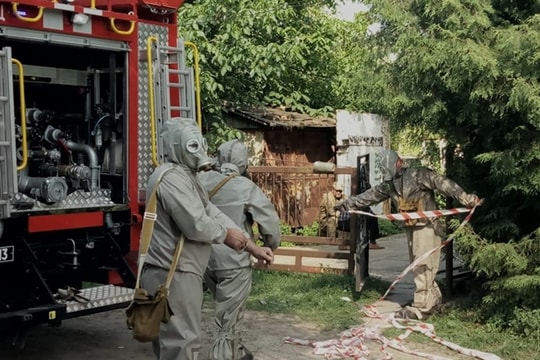 Mỹ gia hạn trừng phạt Triều Tiên; Ukraine ngăn chặn vụ buôn chất phóng xạ