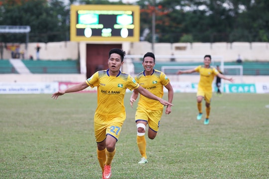 HLV Đức Thắng khen ngợi tinh thần các cầu thủ SLNA