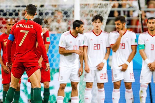 Ronaldo thiết lập kỷ lục mới ở World Cup; FIFA tuyên án phạt với 3 cầu thủ Thụy Sỹ