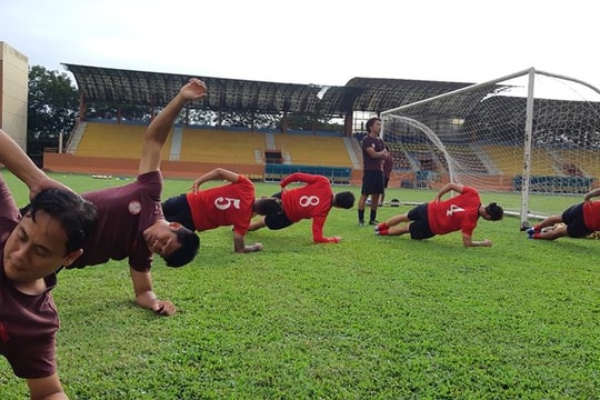 V-League 2018: Báo động đỏ cho 2 đội bóng chủ sân Thống Nhất