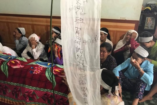 Tang thương xóm nhỏ có 4 người chết do điện giật ở Hạ Sơn (Quỳ Hợp)