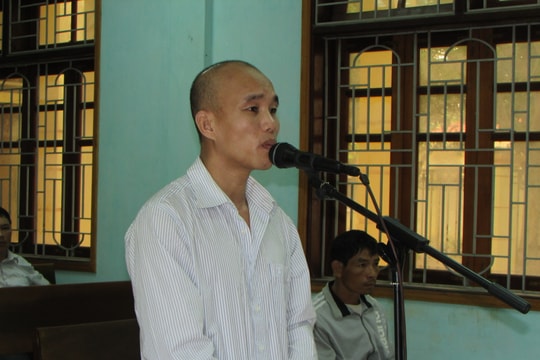 Dùng ô tô bắt trộm trâu bò của dân đi bán