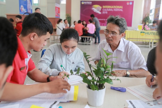 Nhiều trường đại học công bố điểm chuẩn