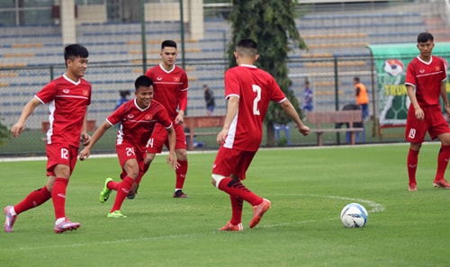 Việt Nam để Thái Lan cầm hòa tại giải U19 Đông Nam Á