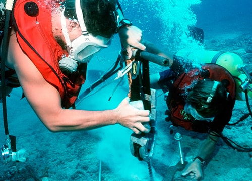 Gần giữa tháng 7, cáp quang biển AAG mới được khắc phục xong