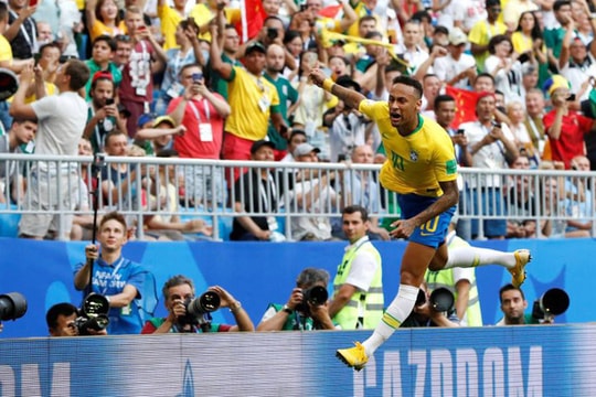 Neymar làm điều mà Messi lẫn Ronaldo chưa làm được; MU mua thêm sát thủ trên hàng công