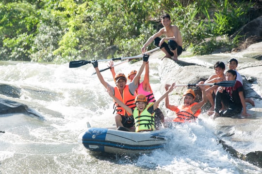 Nghệ An: Lượng khách và doanh thu du lịch tăng nhanh so với cùng kỳ năm 2017