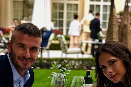 Vợ chồng David Beckham ngọt ngào kỷ niệm 19 năm ngày cưới