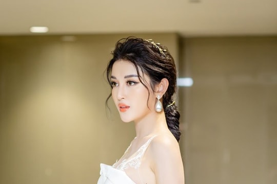 Á hậu Huyền My gợi cảm ra mắt phim đầu tay tại Myanmar